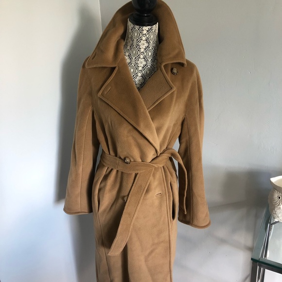 MaxMara Jackets & Blazers - Max Mara 100% Virgin Wool Camel Long Coat Jacket